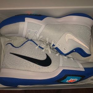 Nike Kyrie 3 duke size 10.5